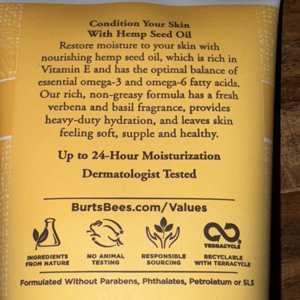 Burt's Bees Hemp Body Lotion 6 oz Skincare -  New‎ - Picture 7 of 10